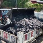 Bacolod removes 45 tons of silt from Banago River